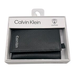 Calvin Klein Men's Black Genuine Leather Classic Wallet New with tags!